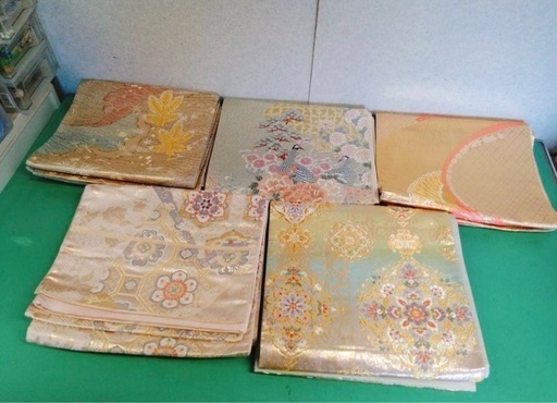 ● D バッキンガム宮殿 本金箔 二重織 孔雀花鳥屏風絵巻 青銅箔九百錦 明綴 さざ波 金繍 純金箔 使用 袋帯 刺繍 正絹 逸品 高級 帯 まとめ 5点セット ③