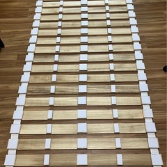 ニトリのロール式桐すのこベッド(シングルサイズ×2)の画像