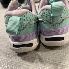 ニューバランスミントグリーンスニーカー16cmの画像