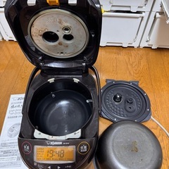 ZOJIRUSHI 極め炊き 圧力IH炊飯ジャーの画像
