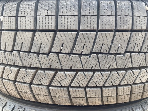 【バリ溝】DUNLOP 195/50R19 24年製　スタッドレスタイヤ 19インチ