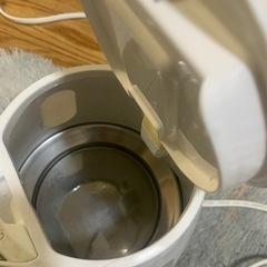 電気ケトルの画像