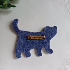 ねこのブローチの画像