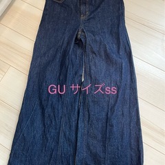 《9/16まで出品》パンツ　Tシャツの画像