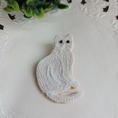 ねこのブローチの画像