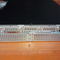 Ciscoサービス統合型ルータ2921/K9の画像