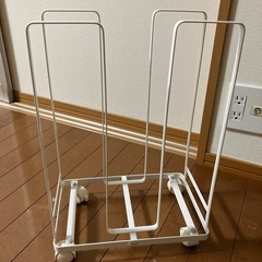ダンボールラック　山崎実業の画像