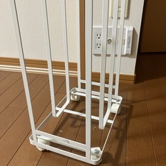 ダンボールラック　山崎実業の画像
