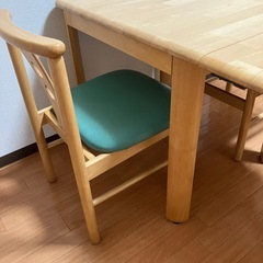 ☆ダイニングテーブルセット 伸縮式バタフライテーブル 椅子2脚 ナチュラルデザインの画像