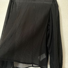しまむら　黒シアーブラウス　Ｍサイズの画像