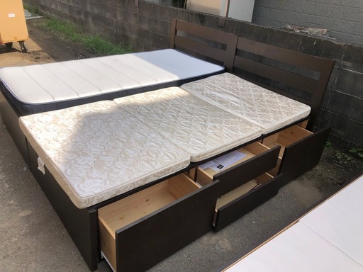 ニトリ  シングルベッド マットレスセット 引出し収納付き 2台あります（1セット6000円）マットレスはそれぞれ違う種類