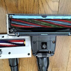 【故障中・付属品取り用】日立コードレスクリーナーの画像