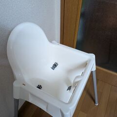 美品 IKEA アンティロープ ハイチェア 安全ベルト付き ベビーチェア ホワイト/シルバーの画像