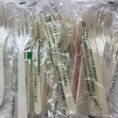 未使用 使い捨てカトラリー (スプーン、フォーク、ナイフなどの画像