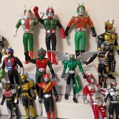 平成・昭和ライダー戦隊　可動フィギュア　ソフビ計38体とお面3個の画像