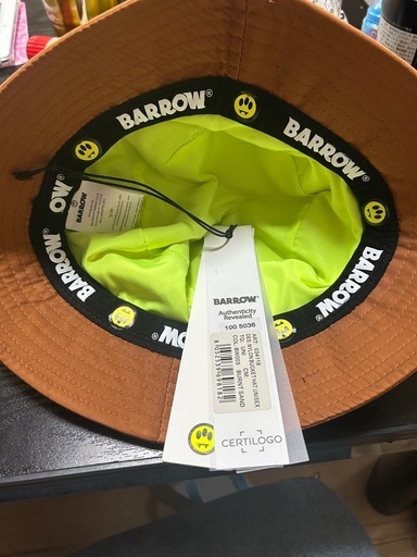 その他 BARROW