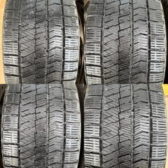 スバル レヴォーグ 純正 ホイールタイヤ 2022年 ブリヂストン ブリザックVRX2 215/50R17 スタッドレス の画像
