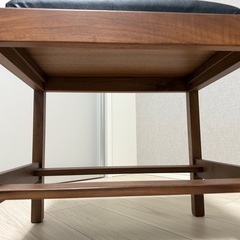 スツールの画像
