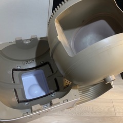 自動 猫トイレ PetSnowyの画像