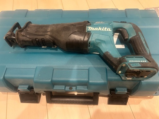 値下げしました！！マキタレシプロソー18V