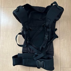 アップリカ　抱っこ紐　ブラックの画像