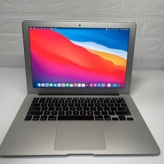  MacBook Air mid 2013 1 3インチ SSD 128GB 4GB 1.3 GHz Intel Core i5 の画像