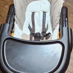 Combi high and low chair の画像