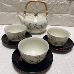 急須・湯のみセットの画像