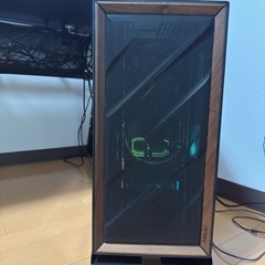 5070Ti+7800x3d ゲーミングPC(ヘッドセット､モニター付け)の画像