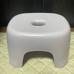 風呂桶とイスセットの画像