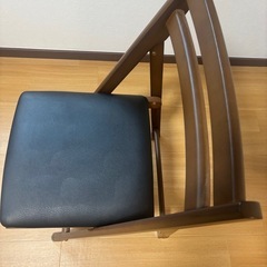 折りたたみチェアの画像