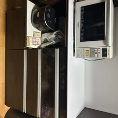 食器棚の画像
