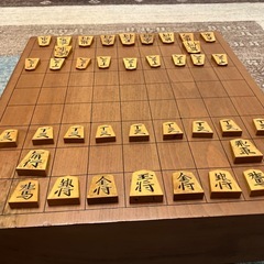 高級本将棋盤と駒の画像
