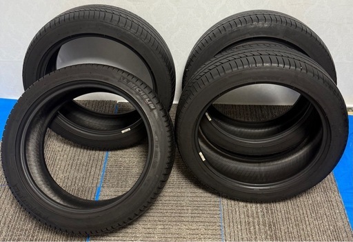 タイヤ4本215／45／R17  MICHELIN