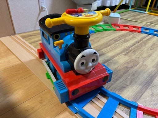 不動品トーマス電動きかんしゃトーマススタンダードセット (やま