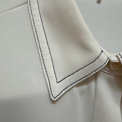 zara ステッチ　ブラウスの画像