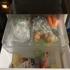 明日までの出品冷蔵庫550リットルの画像