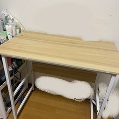 デスク、チェアセットの画像