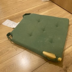 無料‼️　座布団　4枚　IKEA モンスターズインクの画像