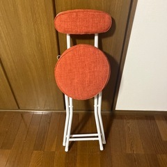 折りたたみチェアの画像