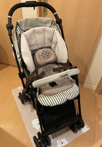 Combi ベビーカー(＋ファンシートなどまとめて)