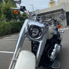 極上美車‼️ ハーレーダビッドソン FLFBS　ファットボーイ2019年式 2500km 白の画像