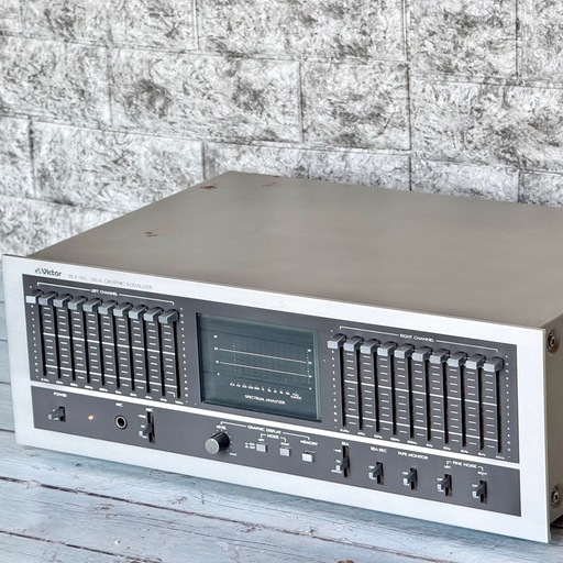 Victor「SEA-80」スペクトル・アナライザー搭載グラフィックイコライザー