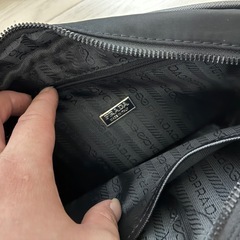 PRADAショルダーバックの画像