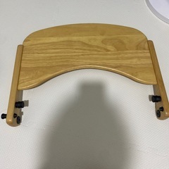 ベビーチェアの机の画像