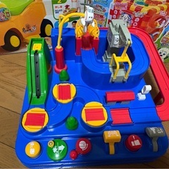 アンパンマン ビジーカー・おもちゃセット（まとめ売り）の画像