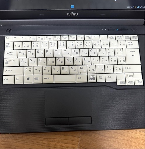 富士通 A577/P i5 7世代　メモリ8GB  SSD128GB