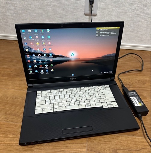 富士通 A577/P i5 7世代　メモリ8GB  SSD128GB