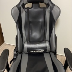 ゲーミングチェアの画像
