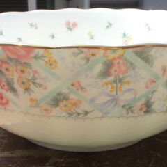 ☆　ノリタケ Noritake　50508/4589 BONE CHINA WEDDINGMALL 21cmサラダボウル◆日本発の世界的テーブルウェアブランドの画像